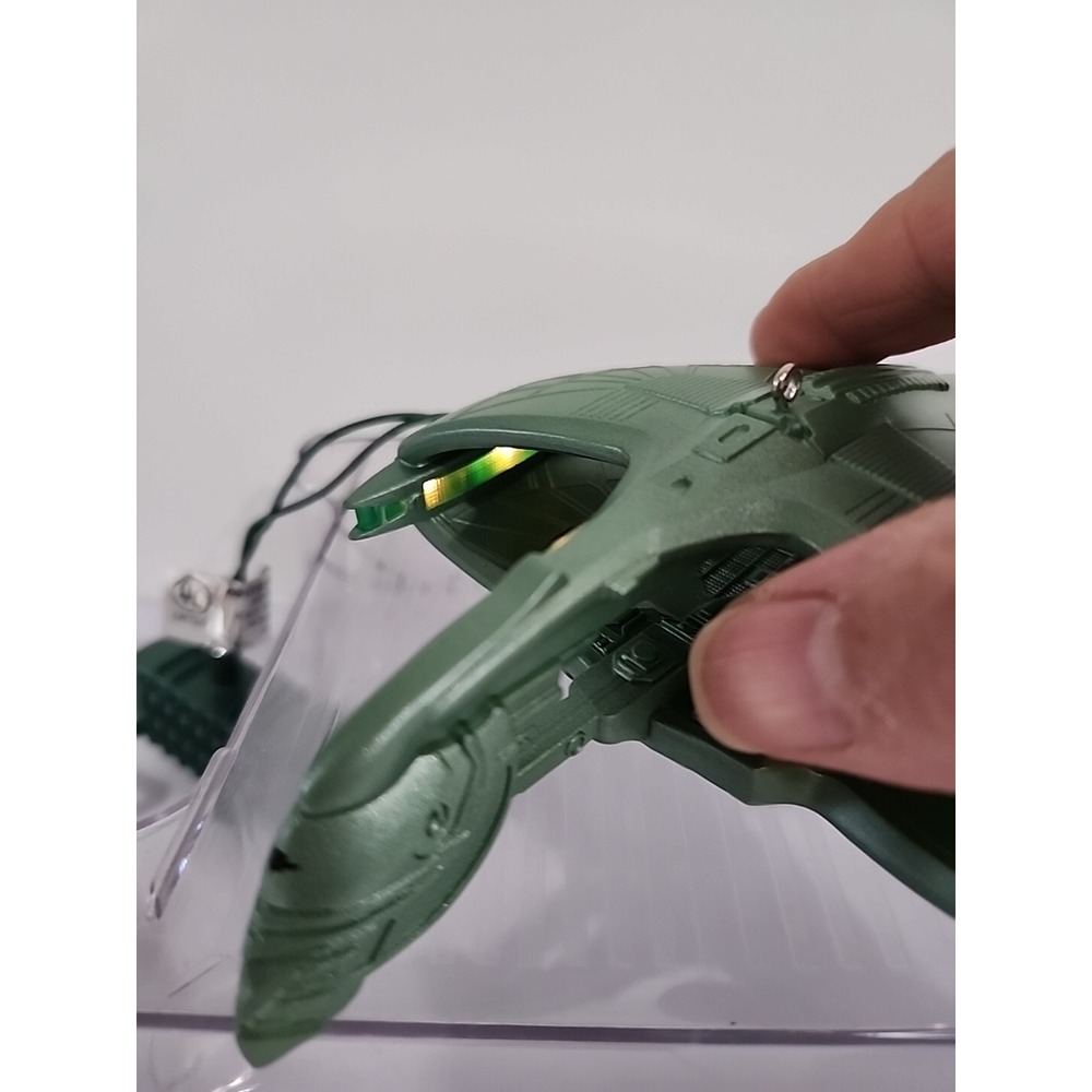 Hallmark 1995 Star Trek TNG Romulan Warbird Keepsake Ornament Light QXI7267 - Picture 3 of 9